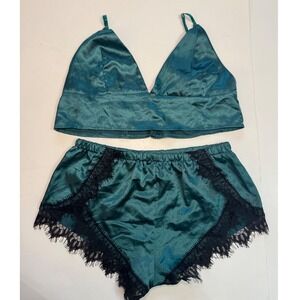 Emerald Green Satin Lace Trim Bralette Shorts Pajama Set Women's Small lingerie